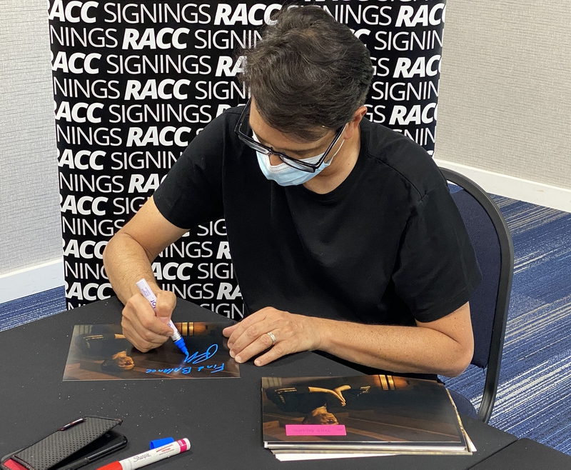 Ralph Macchio Signing Autographs for RACC Autograph Collector Framing History Ralph Macchio Signing Autograph for RACC Autograph Collector Framing History