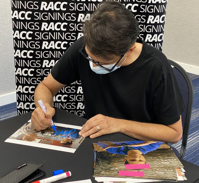 Ralph Macchio Signing Autographs for RACC Autograph Collector Framing History Ralph Macchio Signing Autograph for RACC Autograph Collector Framing History