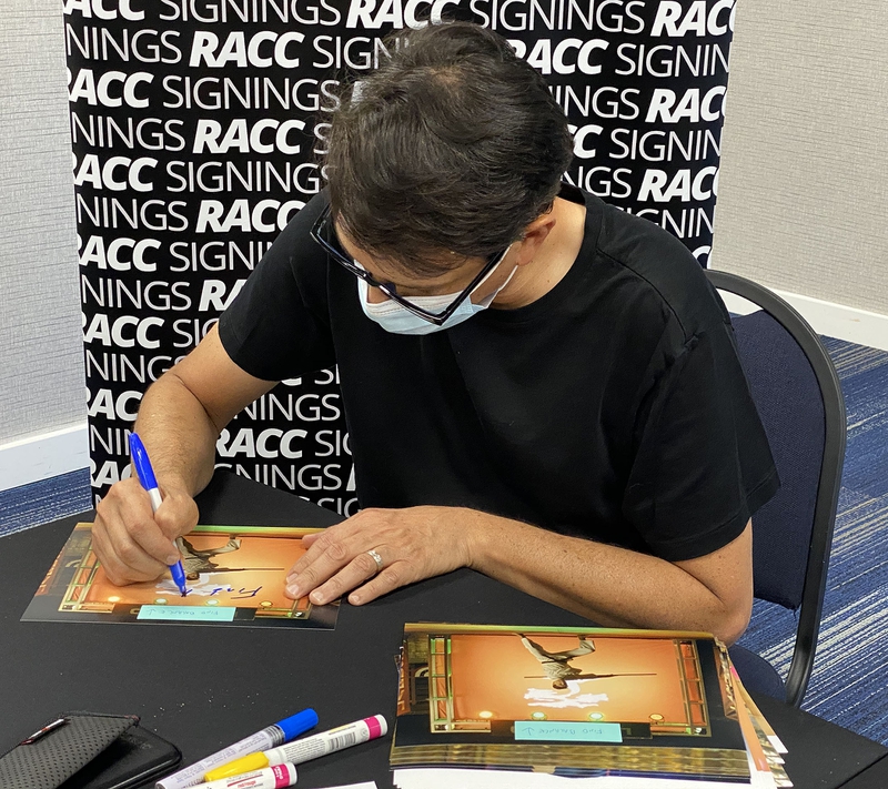 Ralph Macchio Signing Autographs for RACC Autograph Collector Framing History Ralph Macchio Signing Autograph for RACC Autograph Collector Framing History