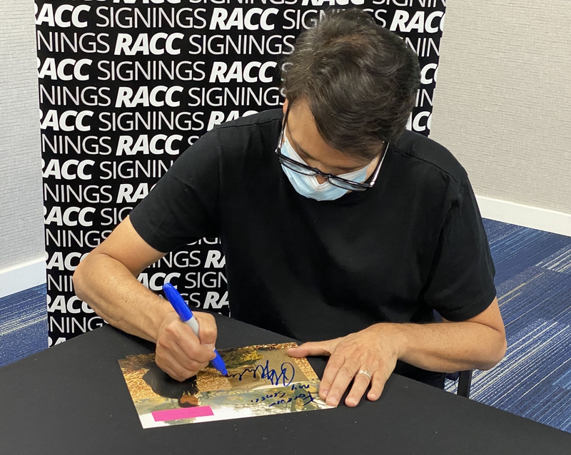 Ralph Macchio Signing Autographs for RACC Autograph Collector Framing History Ralph Macchio Signing Autograph for RACC Autograph Collector Framing History