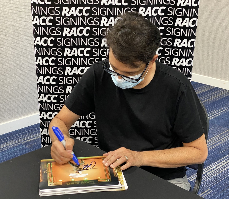 Ralph Macchio Signing Autographs for RACC Autograph Collector Framing History Ralph Macchio Signing Autograph for RACC Autograph Collector Framing History