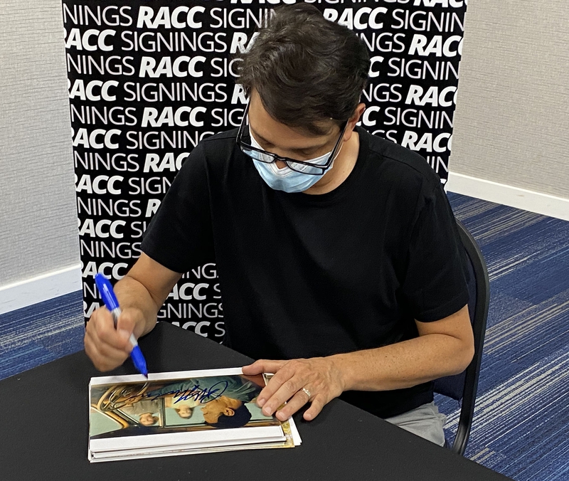 Ralph Macchio Signing Autographs for RACC Autograph Collector Framing History Ralph Macchio Signing Autograph for RACC Autograph Collector Framing History