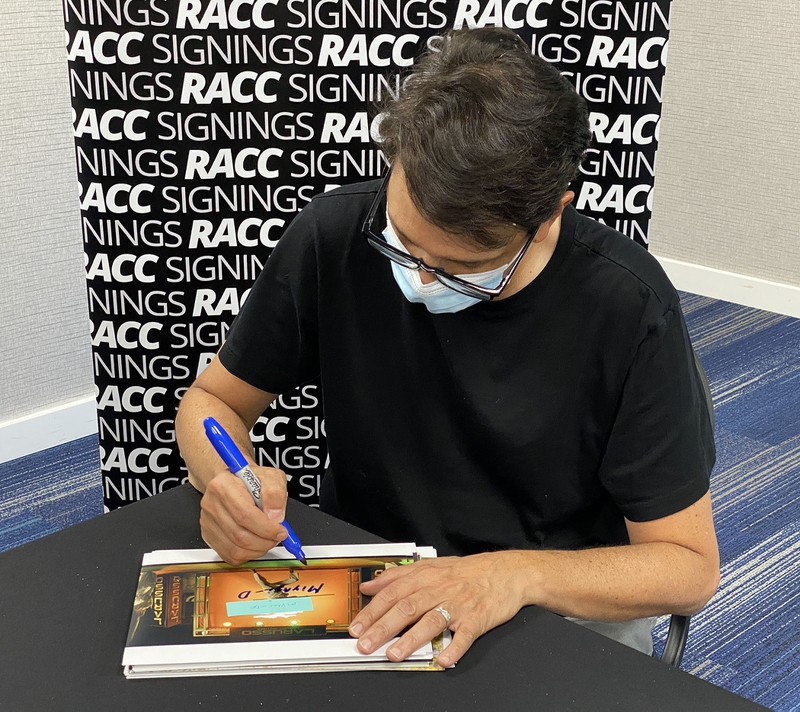 Ralph Macchio Signing Autographs for RACC Autograph Collector Framing History Ralph Macchio Signing Autograph for RACC Autograph Collector Framing History