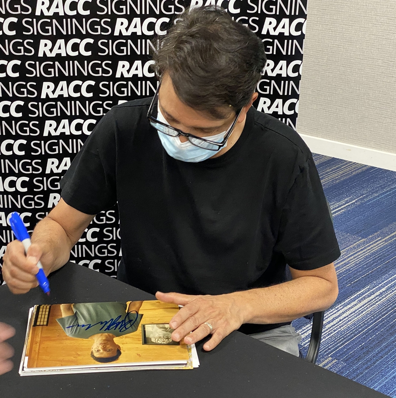Ralph Macchio Signing Autographs for RACC Autograph Collector Framing History Ralph Macchio Signing Autograph for RACC Autograph Collector Framing History