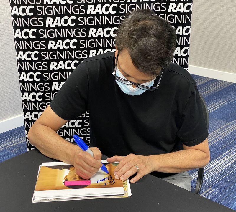 Ralph Macchio Signing Autographs for RACC Autograph Collector Framing History Ralph Macchio Signing Autograph for RACC Autograph Collector Framing History