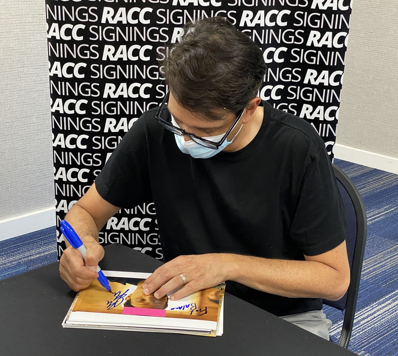 Ralph Macchio Signing Autographs for RACC Autograph Collector Framing History Ralph Macchio Signing Autograph for RACC Autograph Collector Framing History