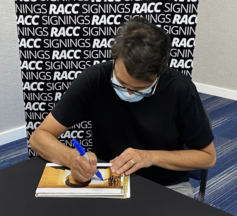 Ralph Macchio Signing Autographs for RACC Autograph Collector Framing History Ralph Macchio Signing Autograph for RACC Autograph Collector Framing History