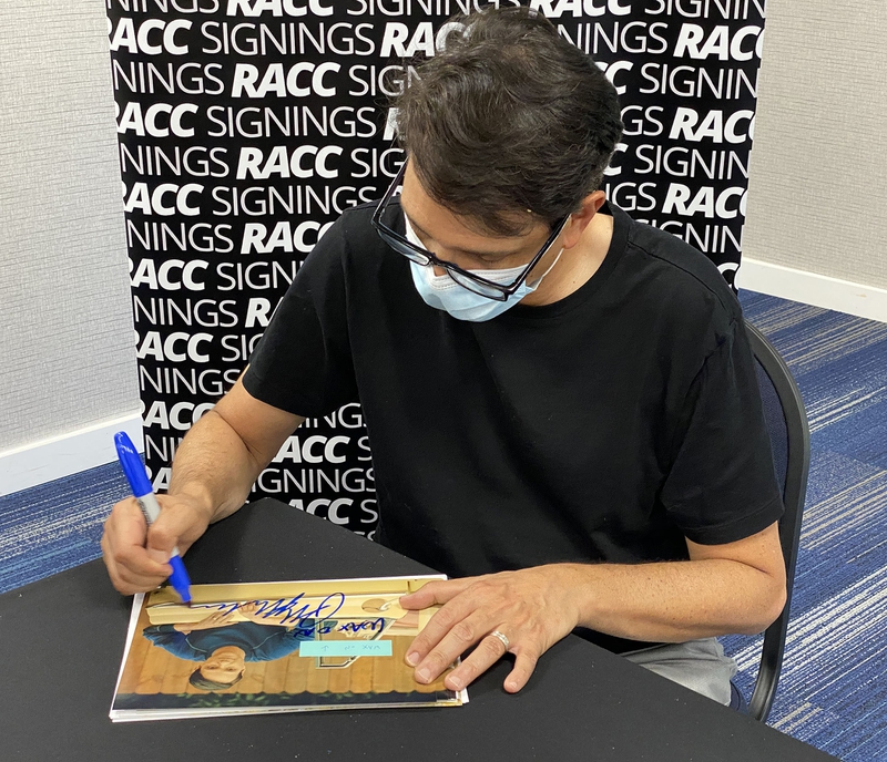 Ralph Macchio Signing Autographs for RACC Autograph Collector Framing History Ralph Macchio Signing Autograph for RACC Autograph Collector Framing History