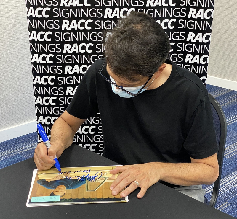 Ralph Macchio Signing Autographs for RACC Autograph Collector Framing History Ralph Macchio Signing Autograph for RACC Autograph Collector Framing History