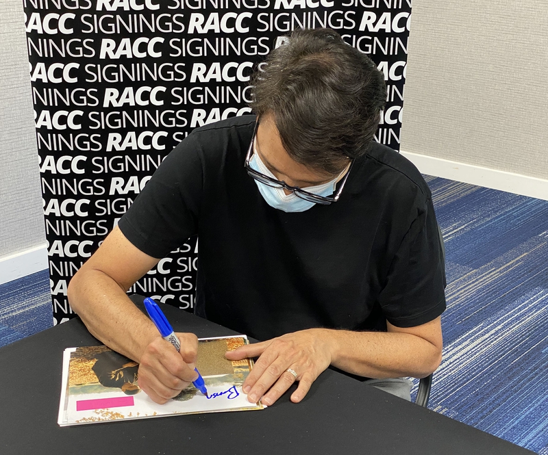 Ralph Macchio Signing Autographs for RACC Autograph Collector Framing History Ralph Macchio Signing Autograph for RACC Autograph Collector Framing History