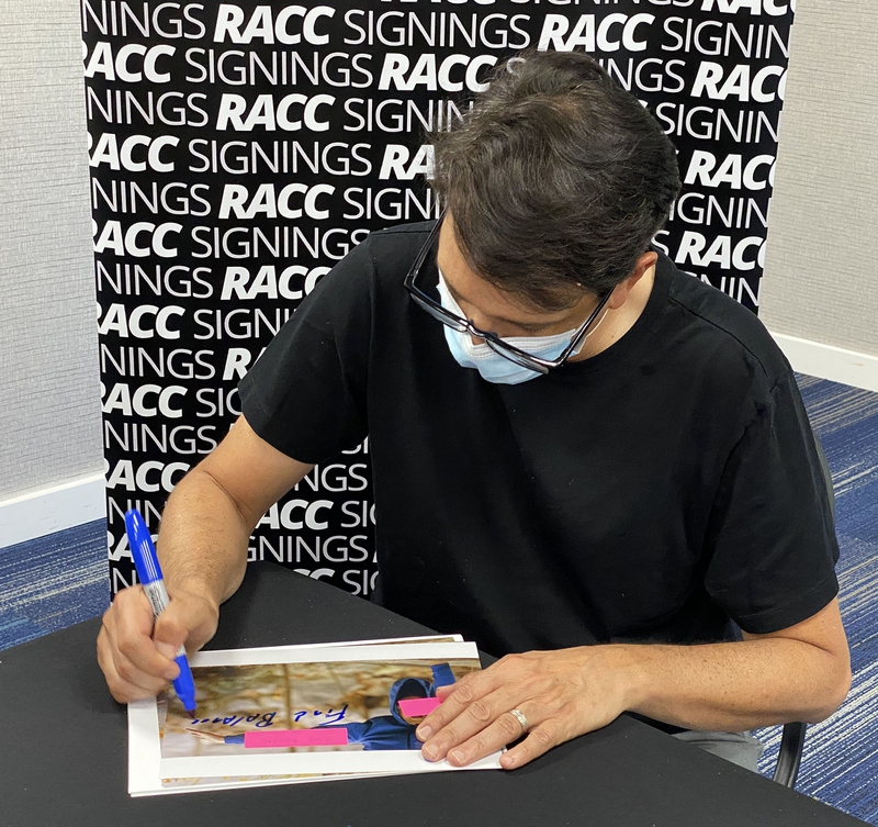 Ralph Macchio Signing Autographs for RACC Autograph Collector Framing History Ralph Macchio Signing Autograph for RACC Autograph Collector Framing History