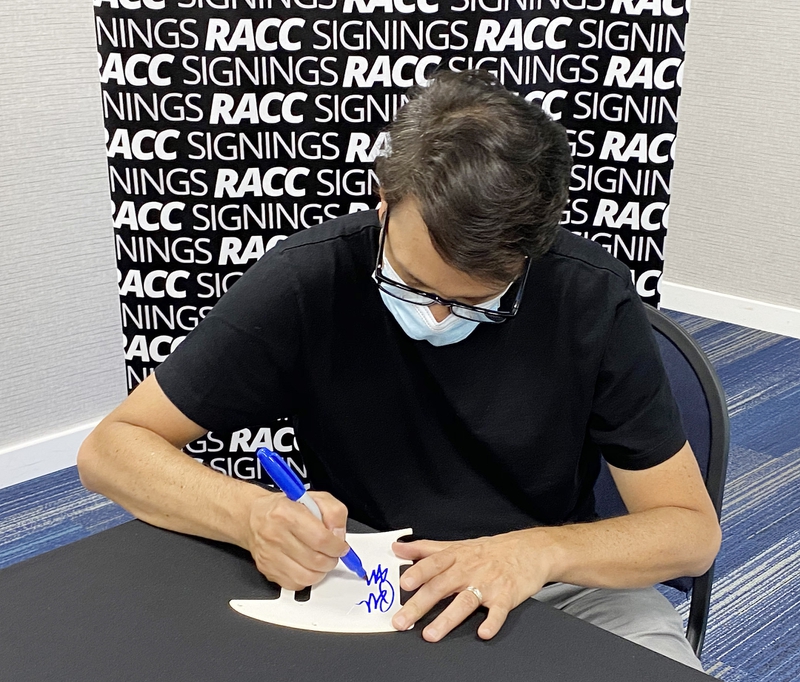 Ralph Macchio Signing Autographs for RACC Autograph Collector Framing History Ralph Macchio Signing Autograph for RACC Autograph Collector Framing History