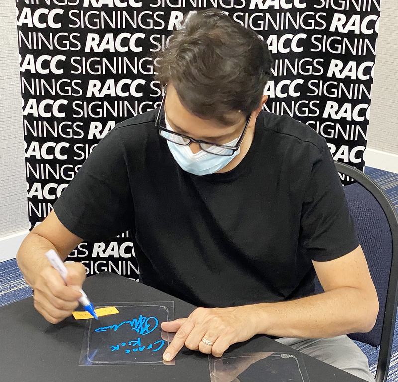 Ralph Macchio Signing Autographs for RACC Autograph Collector Framing History Ralph Macchio Signing Autograph for RACC Autograph Collector Framing History