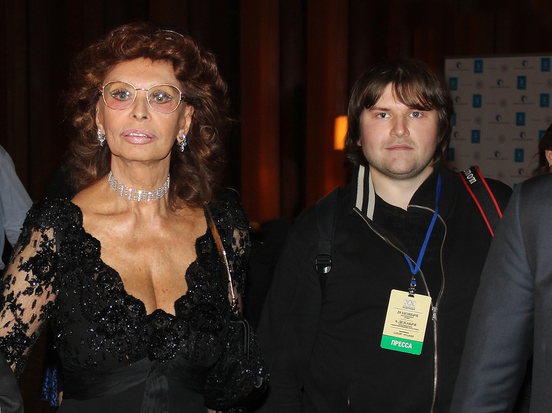 Sophia Loren Photo with RACC Autograph Collector Ilya Zeta