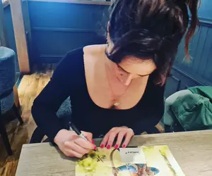Amy Manson Amy Manson