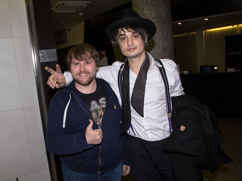 Pete Doherty Photo with RACC Autograph Collector Ilya Zeta