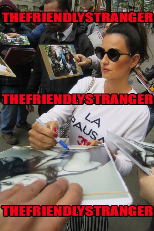 Penelope Cruz Signing Autograph for RACC Autograph Collector THEFRIENDLYSTRANGER