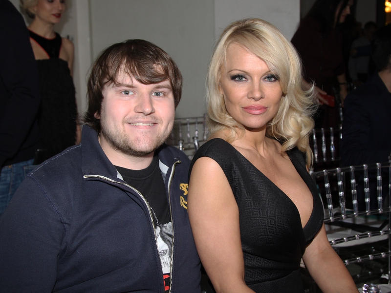 Pamela Anderson Photo with RACC Autograph Collector Ilya Zeta