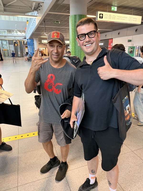 Tom Morello Photo with RACC Autograph Collector Łukasz Jasik