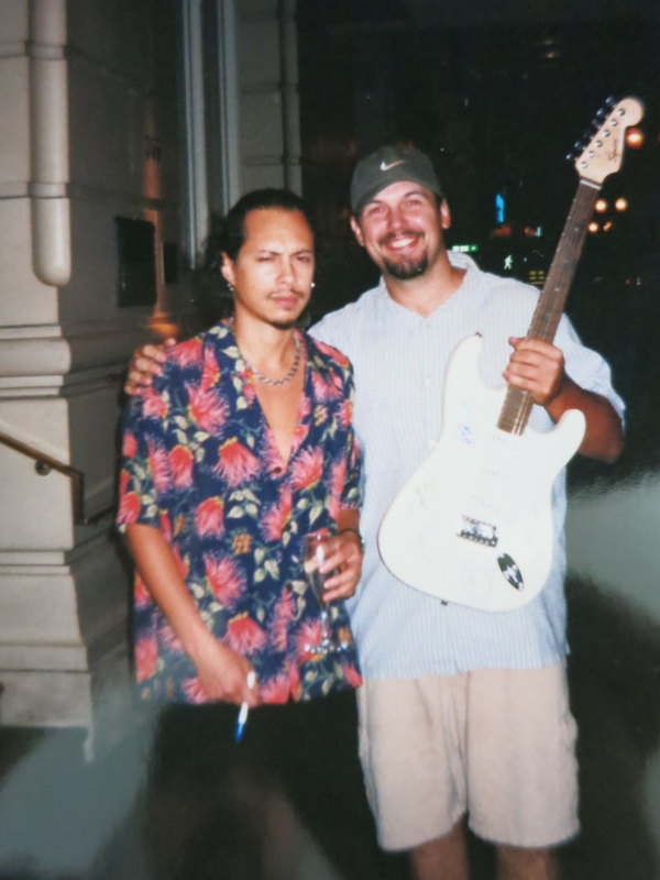 Kirk Hammett Photo with RACC Autograph Collector Autographs99