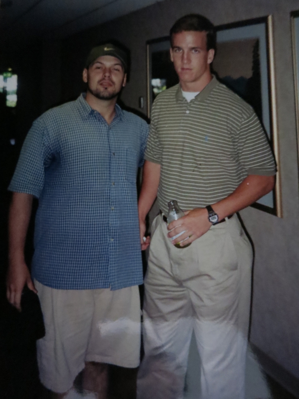 Peyton Manning Photo with RACC Autograph Collector Autographs99
