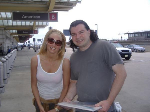 Jewel Kilcher Photo with RACC Autograph Collector bpautographs Jewel Kilcher Photo with RACC Autograph Collector bpautographs
