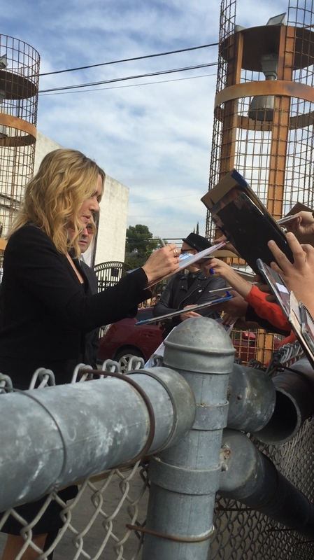 Kate Winslet Signing Autograph for RACC Autograph Collector Mike Schreiber