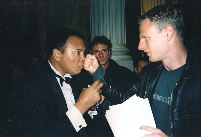 Muhammad Ali Photo with RACC Autograph Collector AV-Autographs Muhammad Ali Photo with RACC Autograph Collector AV-Autographs