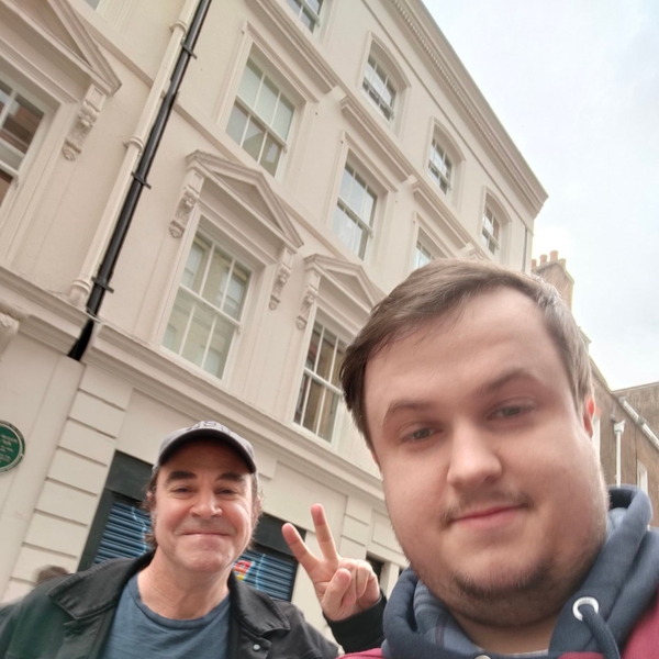 Roger Bart