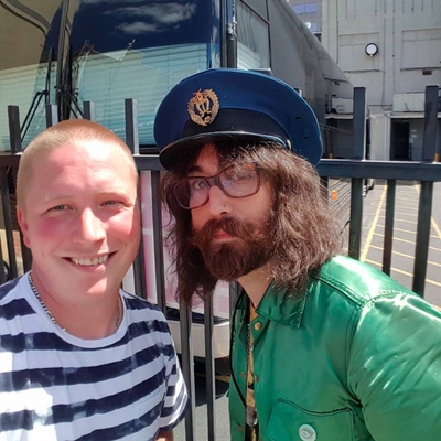 Sean Lennon Autograph Profile
