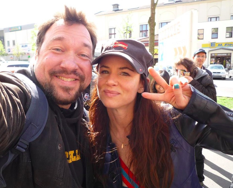 Juliette Lewis Photo with RACC Autograph Collector RB-Autogramme Berlin