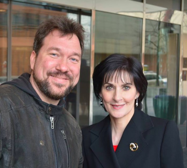 Enya Photo with RACC Autograph Collector RB-Autogramme Berlin