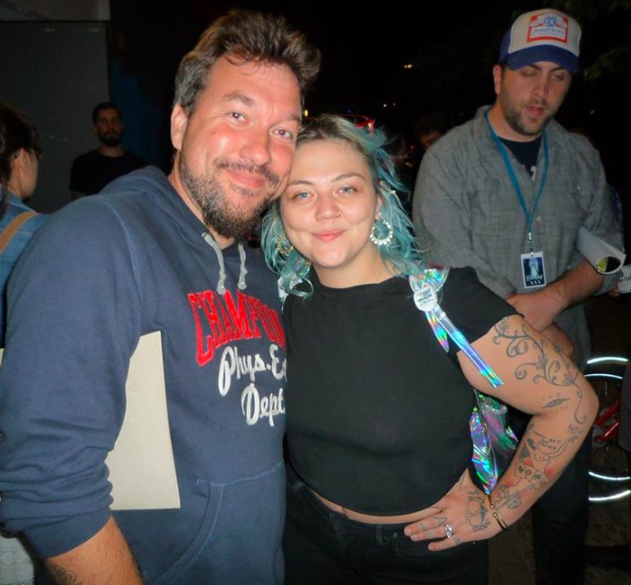 Elle King Photo with RACC Autograph Collector RB-Autogramme Berlin Elle King Photo with RACC Autograph Collector RB-Autogramme Berlin