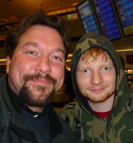 Ed Sheeran Photo with RACC Autograph Collector RB-Autogramme Berlin