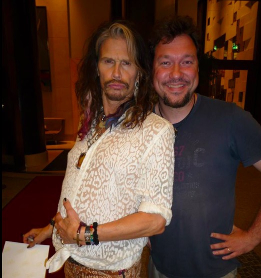 Steven Tyler Photo with RACC Autograph Collector RB-Autogramme Berlin Steven Tyler Photo with RACC Autograph Collector RB-Autogramme Berlin