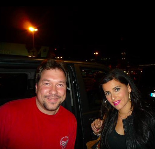 Nelly Furtado Photo with RACC Autograph Collector RB-Autogramme Berlin Nelly Furtado Photo with RACC Autograph Collector RB-Autogramme Berlin