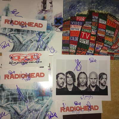 Thom Yorke Autograph Profile