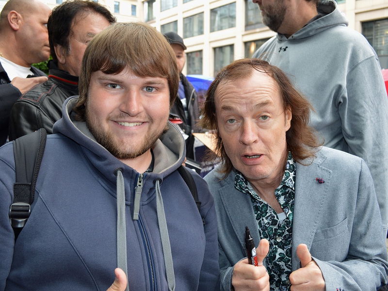 Angus Young Photo with RACC Autograph Collector Ilya Zeta