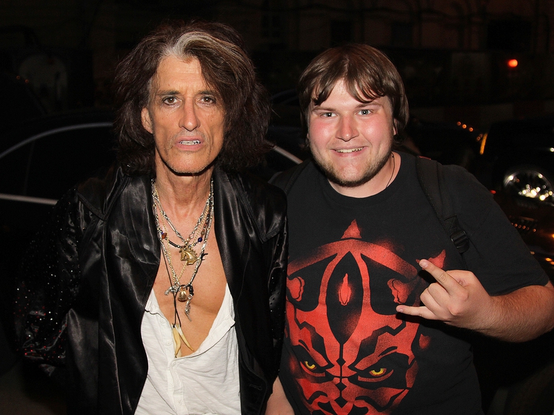 Joe Perry Photo with RACC Autograph Collector Ilya Zeta