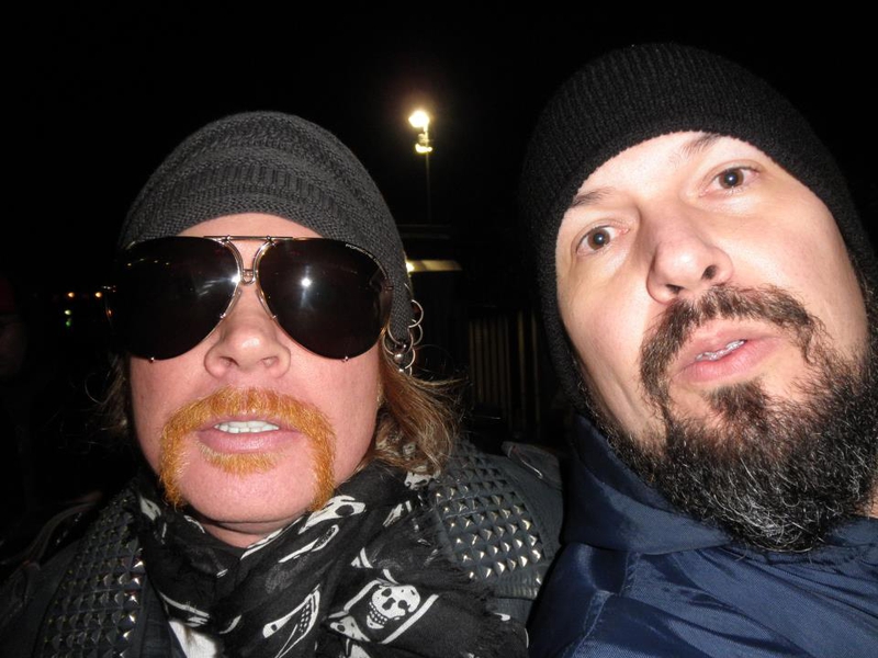 Axl Rose Photo with RACC Autograph Collector Autographs99 Axl Rose Photo with RACC Autograph Collector Autographs99