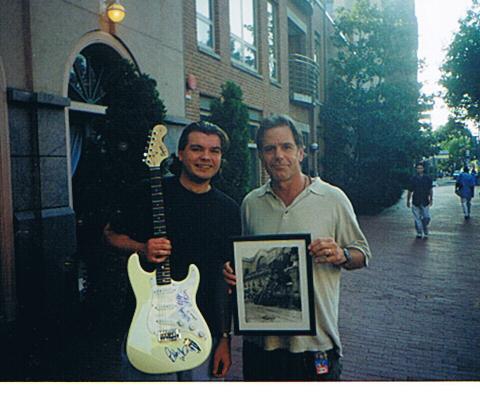 Bob Weir Photo with RACC Autograph Collector bpautographs