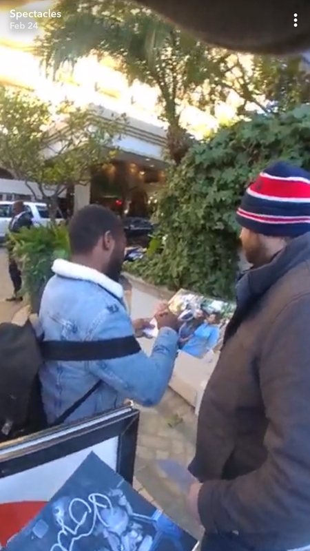 David Oyelowo Signing Autograph for RACC Autograph Collector Mike Schreiber