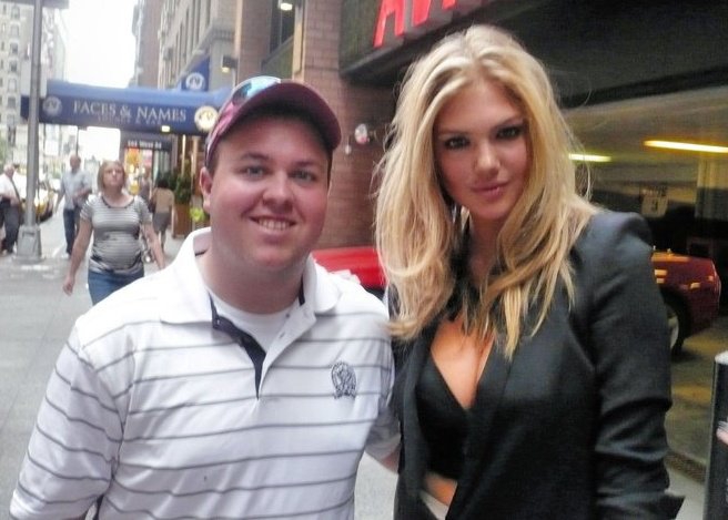 Kate Upton Photo with RACC Autograph Collector All Time Great Authentics Kate Upton Photo with RACC Autograph Collector All Time Great Authentics