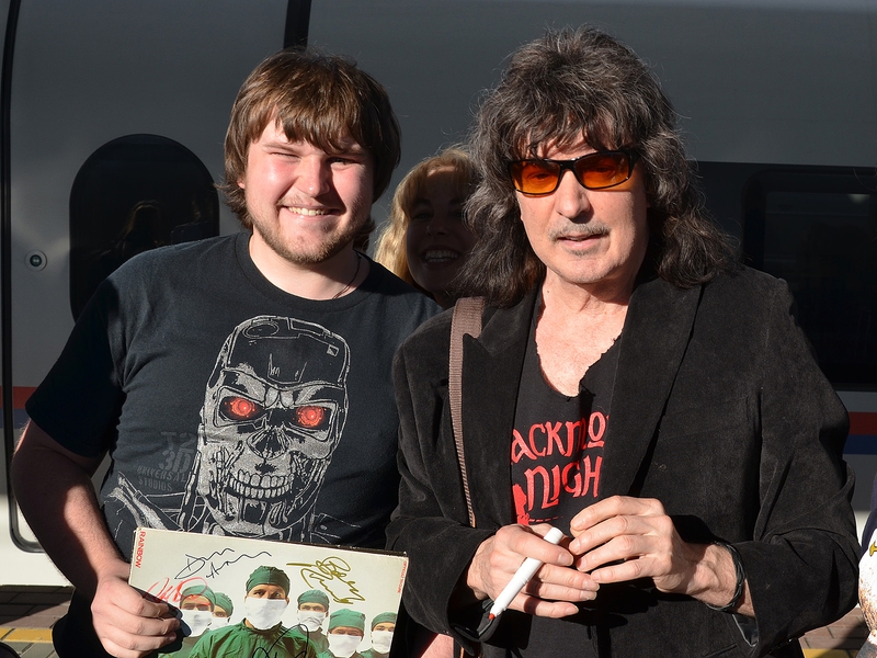 Ritchie Blackmore Photo with RACC Autograph Collector Ilya Zeta