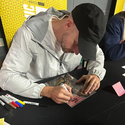 Gustaf Skarsgård Autograph Profile