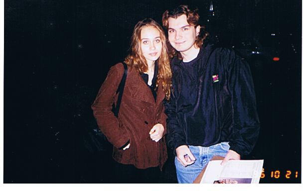 Fiona Apple Photo with RACC Autograph Collector bpautographs