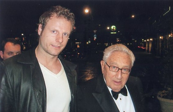 Henry Kissinger Photo with RACC Autograph Collector AV-Autographs Henry Kissinger Photo with RACC Autograph Collector AV-Autographs