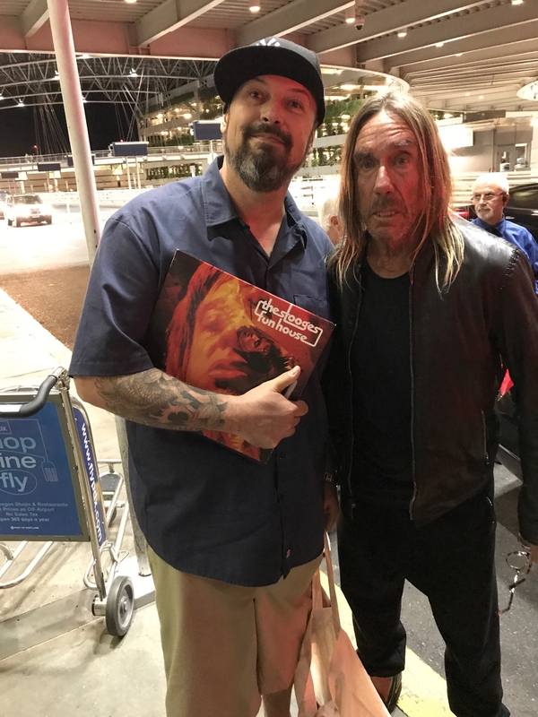 Iggy Pop Photo with RACC Autograph Collector Autographs99 Iggy Pop Photo with RACC Autograph Collector Autographs99