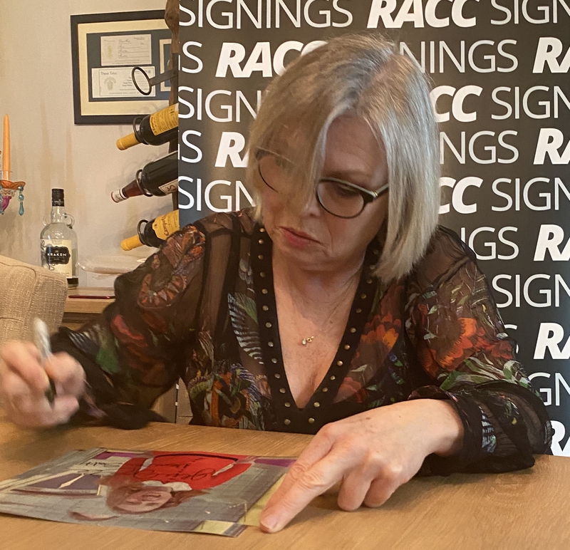 Julie Dawn Cole Signing Autographs for RACC Autograph Collector Framing History Julie Dawn Cole Signing Autograph for RACC Autograph Collector Framing History
