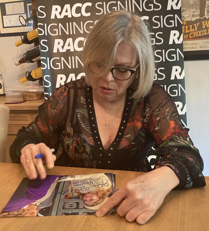 Julie Dawn Cole Signing Autographs for RACC Autograph Collector Framing History Julie Dawn Cole Signing Autograph for RACC Autograph Collector Framing History